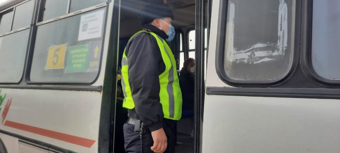 Водитель одного из общественных автобусов в Актау находился за рулем в нетрезвом состоянии