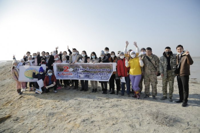 На озере Караколь насчитали более 15 тысяч птиц На озере Караколь насчитали более 15 тысяч птиц