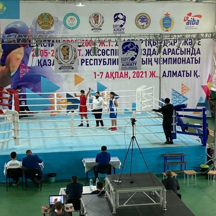 Спортсменки из Актау завоевали две медали на чемпионате страны по боксу