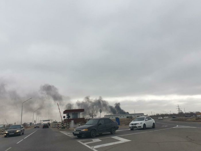 Мусор горел в районе промзоны №6 в Актау