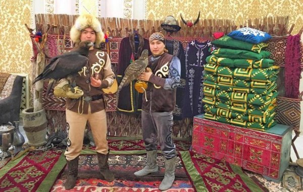 Искусству охоты планирует обучать молодежь беркутчи из Жанаозена