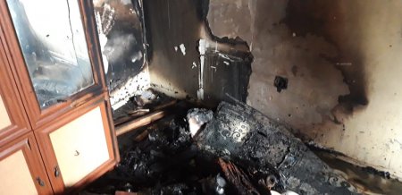 Из-за пожара в 3 микрорайоне Актау эвакуировали четверых детей