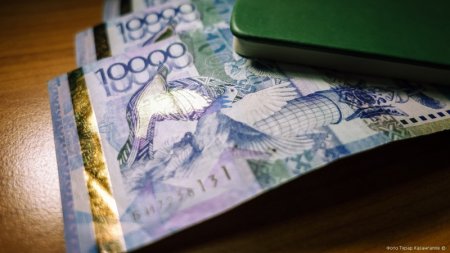 Казахстанцам заплатят 34 миллиона тенге за сообщения о взятках