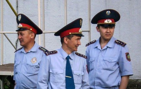 Казахстанским полицейским хотят увеличить срок выхода на пенсию. Когда и на сколько, ответили в МВД