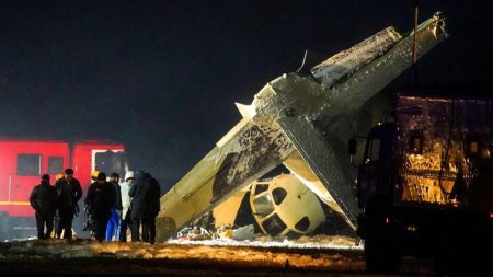 Названы три основные версии авиакатастрофы под Алматы