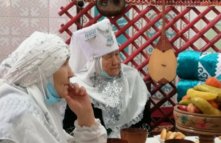В Актау народным традициям обучали вывезенных из Сирии женщин и детей