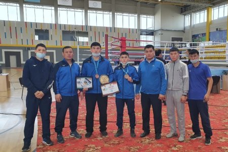 Боксёр из Мангистау стал чемпионом международного турнира в Туркестане