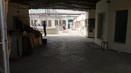 Как идёт ремонт на сгоревшем рынке «Волна» в 5 микрорайоне Актау