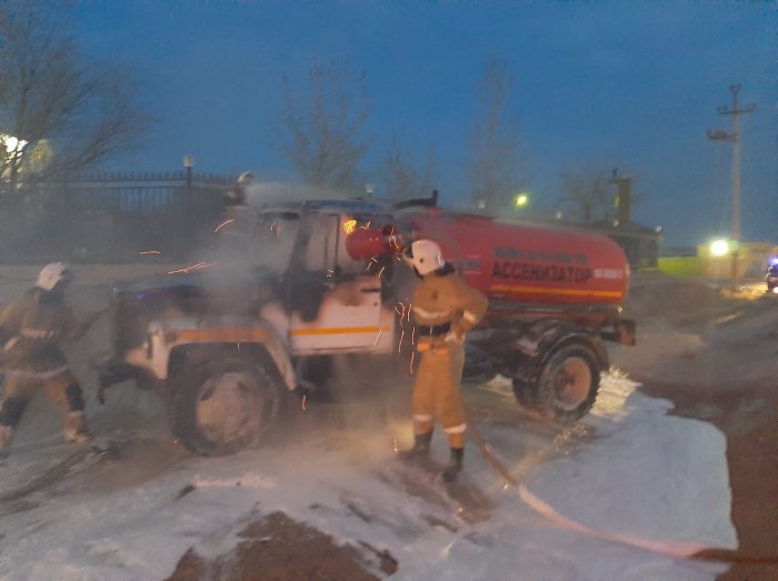 Еще один автомобиль сгорел в Мангистау