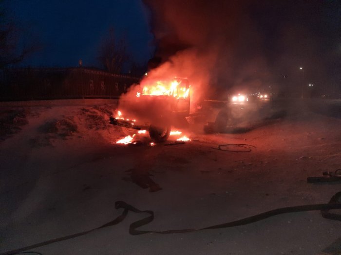 Еще один автомобиль сгорел в Мангистау