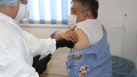 В "Тенгизшевройле" опровергли, что 90% казахстанских нефтяников отказались от вакцинации