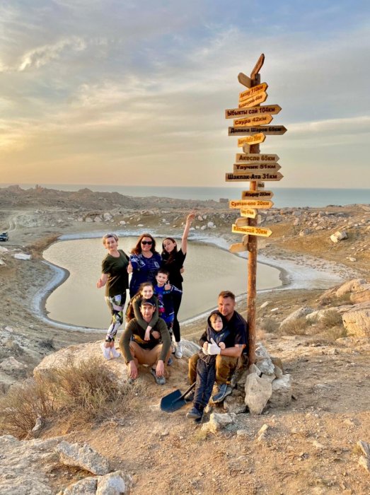 Во впадине Жыгылган установили указатель достопримечательностей