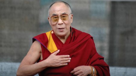Далай-лама заявил об угрозе для человечества