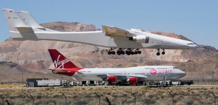 Самый большой в мире самолет взлетел во второй раз
