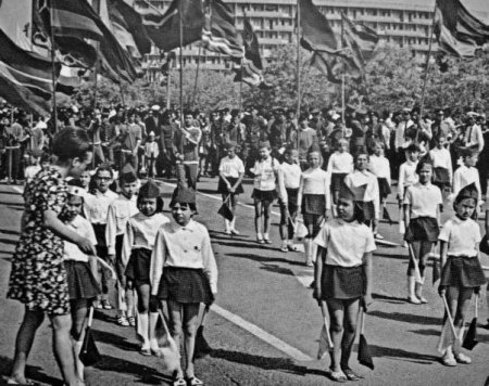 1 мая в Шевченко (Актау) много лет назад  ВИДЕО ФОТО