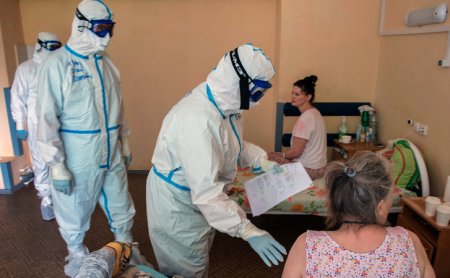 В России заявили о напряжённой ситуации с коронавирусом