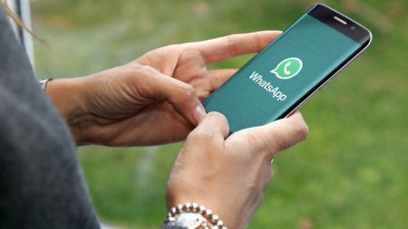 WhatsApp передумал отключать тех, кто не принял новые правила