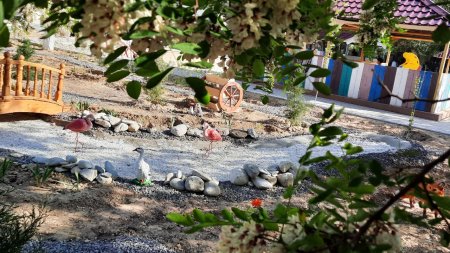 Помогите защитить красоту! Вандалы повредили площадку в детском саду в 11 микрорайоне Актау