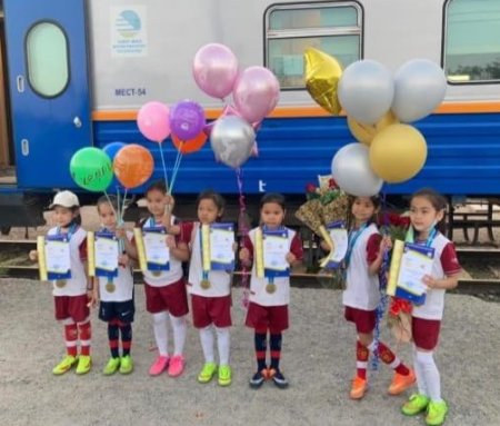 Первое место в Национальной школьной лиге по футболу заняли учащиеся из Каракиянского района