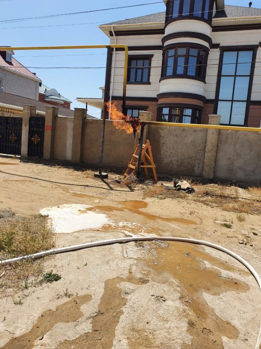 Спасатели потушили пожар на газопроводе в Актау