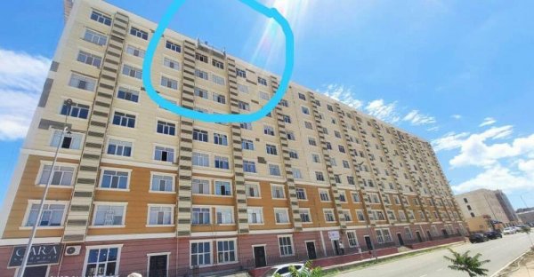 КСК «Мерет»: Обшивка не обрушалась, это фасадные работы