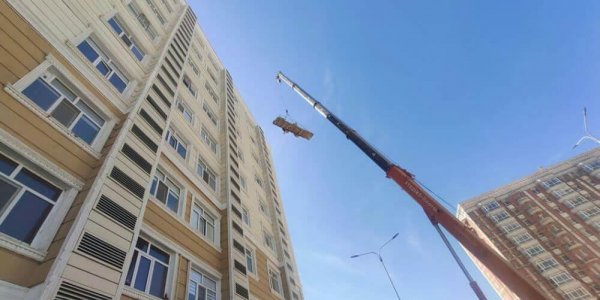 КСК «Мерет»: Обшивка не обрушалась, это фасадные работы