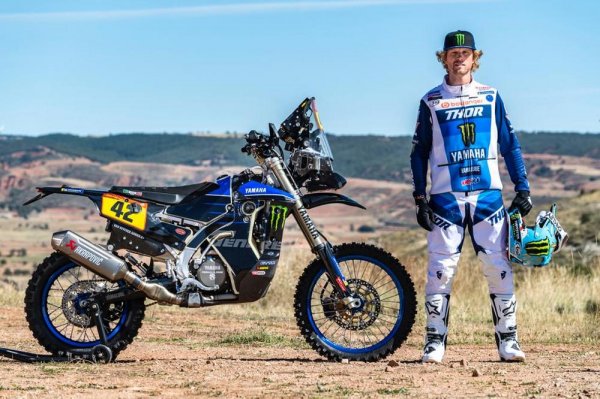 Впервые мотоциклисты и квадрогонщики участвуют в «Ралли Казахстан» в Актау