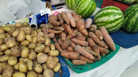 Ситуацию с ценами на морковь в Актау озвучили в областном акимате