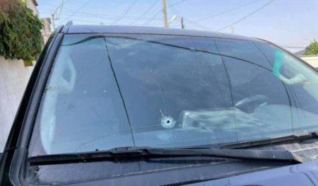 Автомобиль кандидата в премьер-министры Армении обстреляли