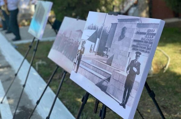 Погибшим на службе полицейским установили мемориальные доски и памятник в Жанаозене