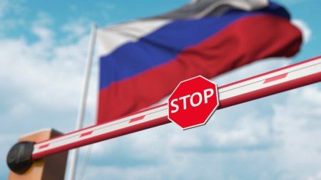 Россия вводит новые правила въезда для казахстанцев