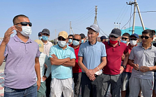 «Запретили ловить сетями, на что жить» - Рыбаки вышли на протест в Атырауской области