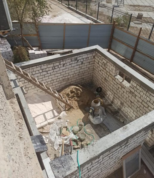 Жители против строительства стоматологической клиники в жилом доме Актау