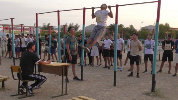 Морские пехотинцы проходят сборы в Актау