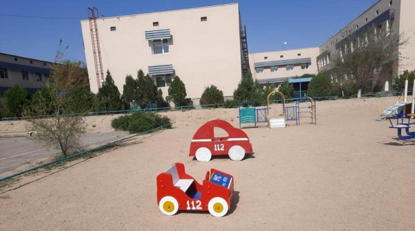 Пожарные машинки смастерили спасатели для детей в Актау