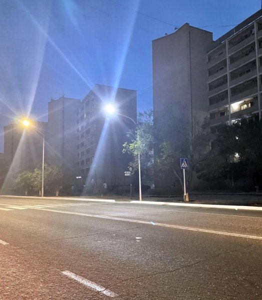 Освещение над «зеброй» восстановили в Актау