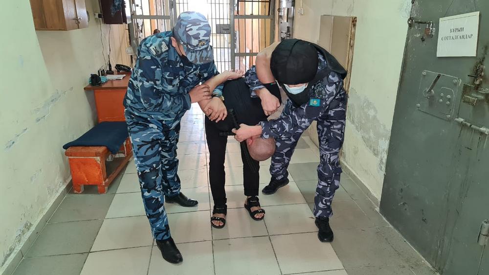 Террористы захватившие заложников: найдено 88 картинок