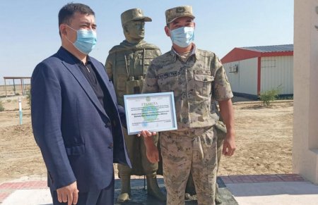 Памятник «Верный друг пограничника» появился в Мангистау