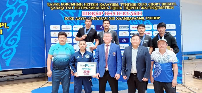 Боксеры из Мангистау завоевали восемь медалей на международном турнире по боксу памяти Шокыра Болтекулы