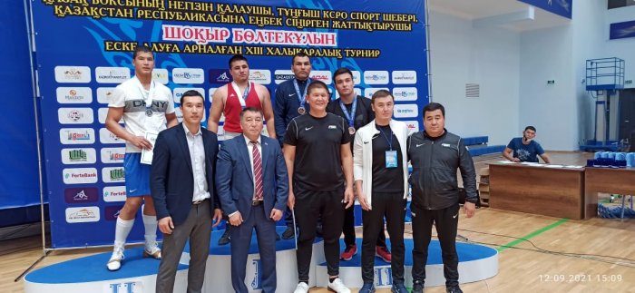 Боксеры из Мангистау завоевали восемь медалей на международном турнире по боксу памяти Шокыра Болтекулы