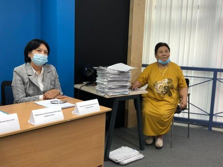 Жители Актау требуют вернуть вложенные ими три миллиарда тенге в финансовую пирамиду