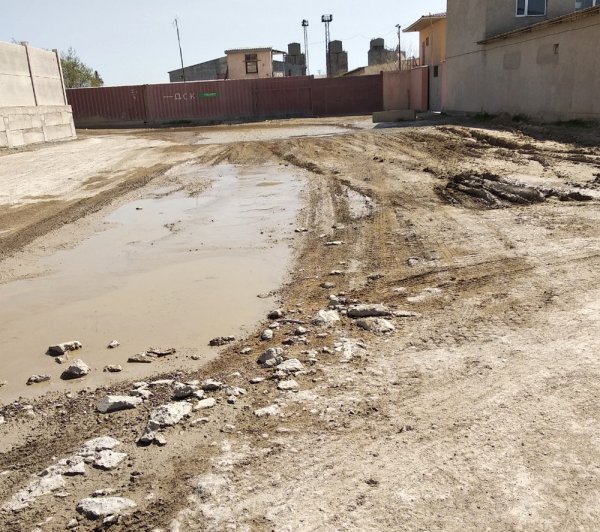 Достучаться до властей: Предприниматели третий год не могут добиться ремонта дорог в пригороде Актау