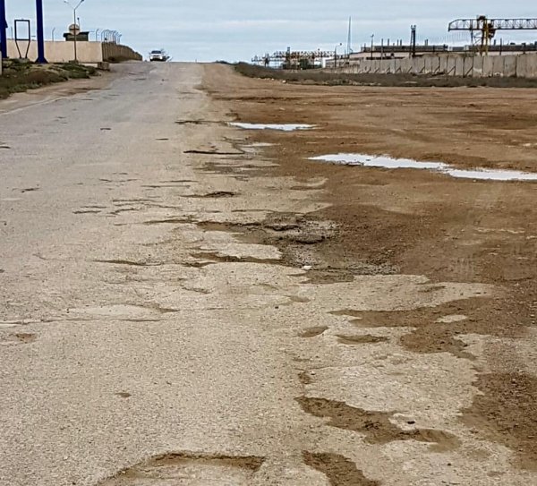 Достучаться до властей: Предприниматели третий год не могут добиться ремонта дорог в пригороде Актау