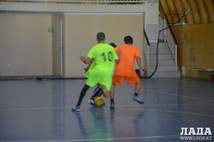 Областной турнир по юнифайд-мини-футболу и мастер класс по боксу провели для особенных детей в Актау