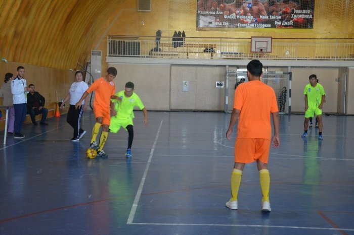 Областной турнир по юнифайд-мини-футболу и мастер класс по боксу провели для особенных детей в Актау