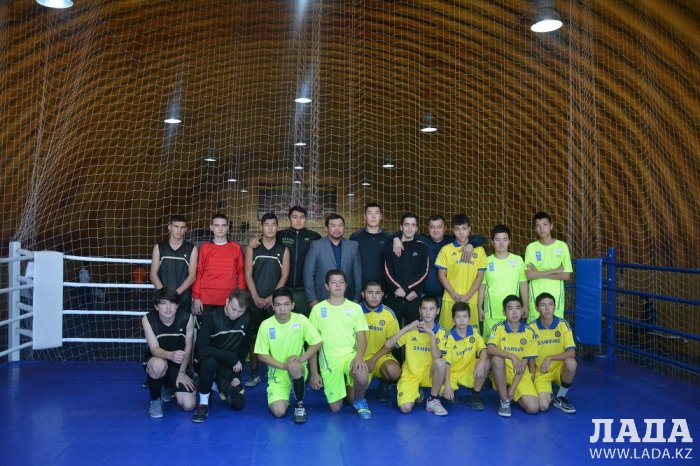 Областной турнир по юнифайд-мини-футболу и мастер класс по боксу провели для особенных детей в Актау