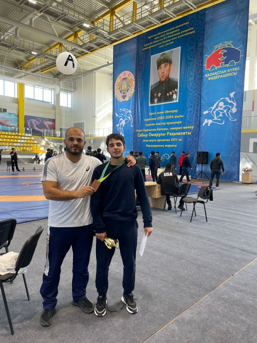 Борцы из Актау завоевали три медали на международном турнире в Туркестане