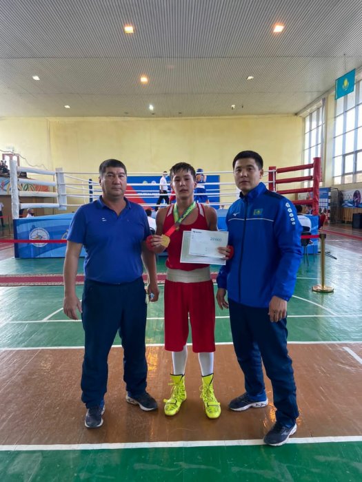 Мангистауские боксёры привезли с двух турниров сразу 11 медалей