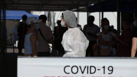 Более 1,7 тысячи случаев коронавируса выявили в Казахстане за сутки