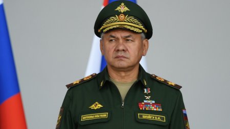 Шойгу ответил на заявление министра обороны Германии о сдерживании России